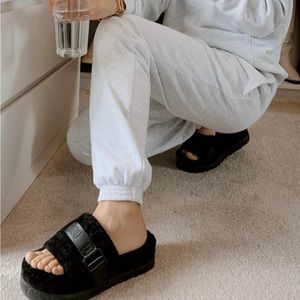 UGG Fluffita Sheepskin Slides SIZE 7